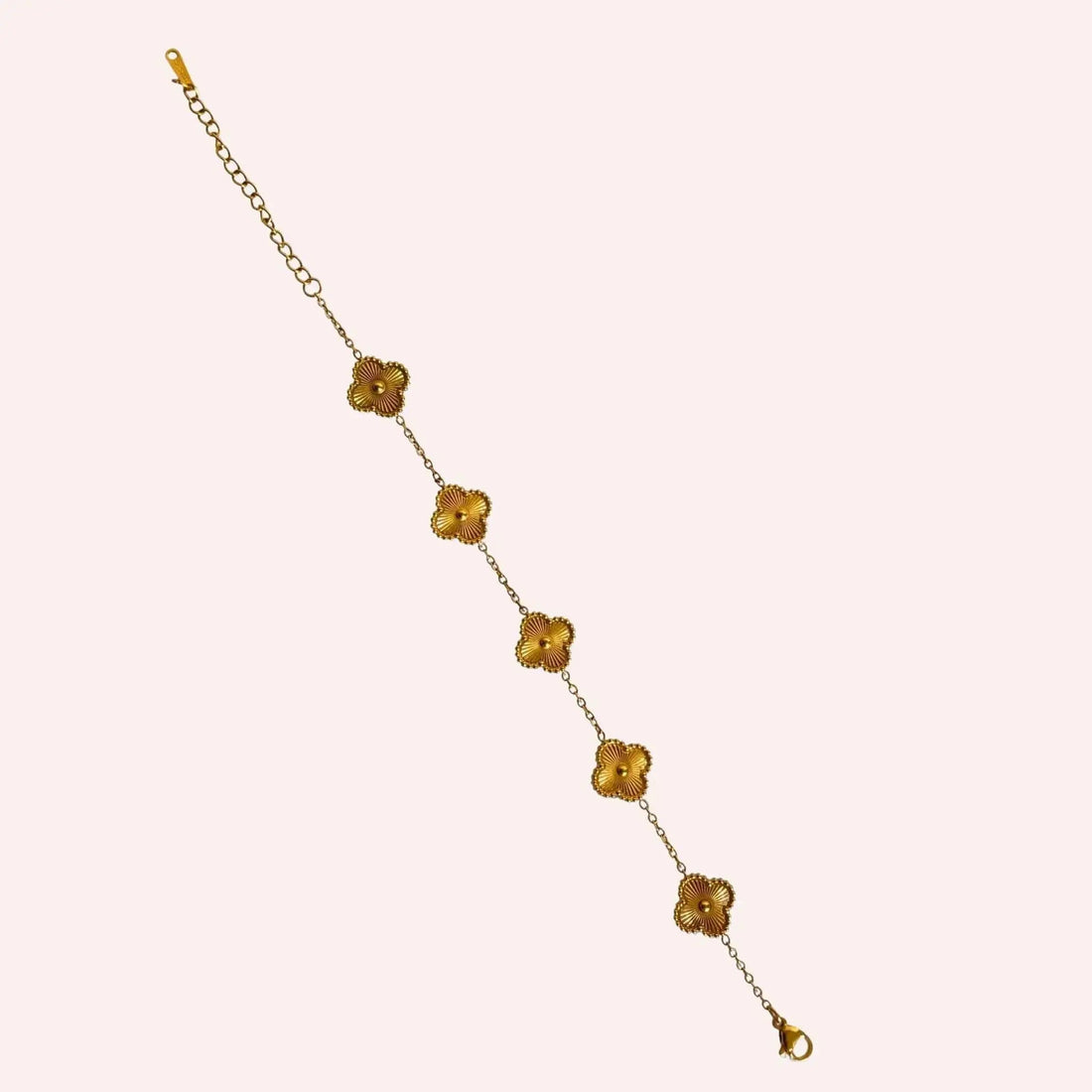 Les différents types d’acier inoxydable : comprendre ce métal qui dure - Bijoux Croix