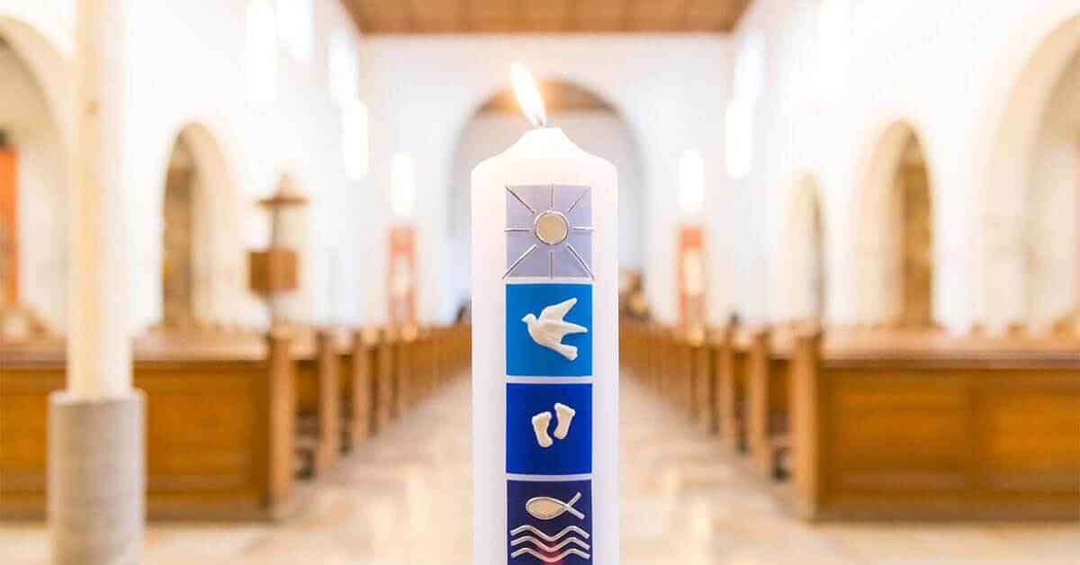 Quel cadeau offrir à un baptême ? - Bijoux Croix