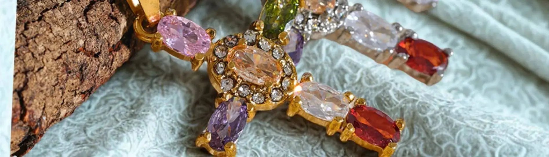 Quelle est la signification de la croix chrétienne ? - Bijoux Croix