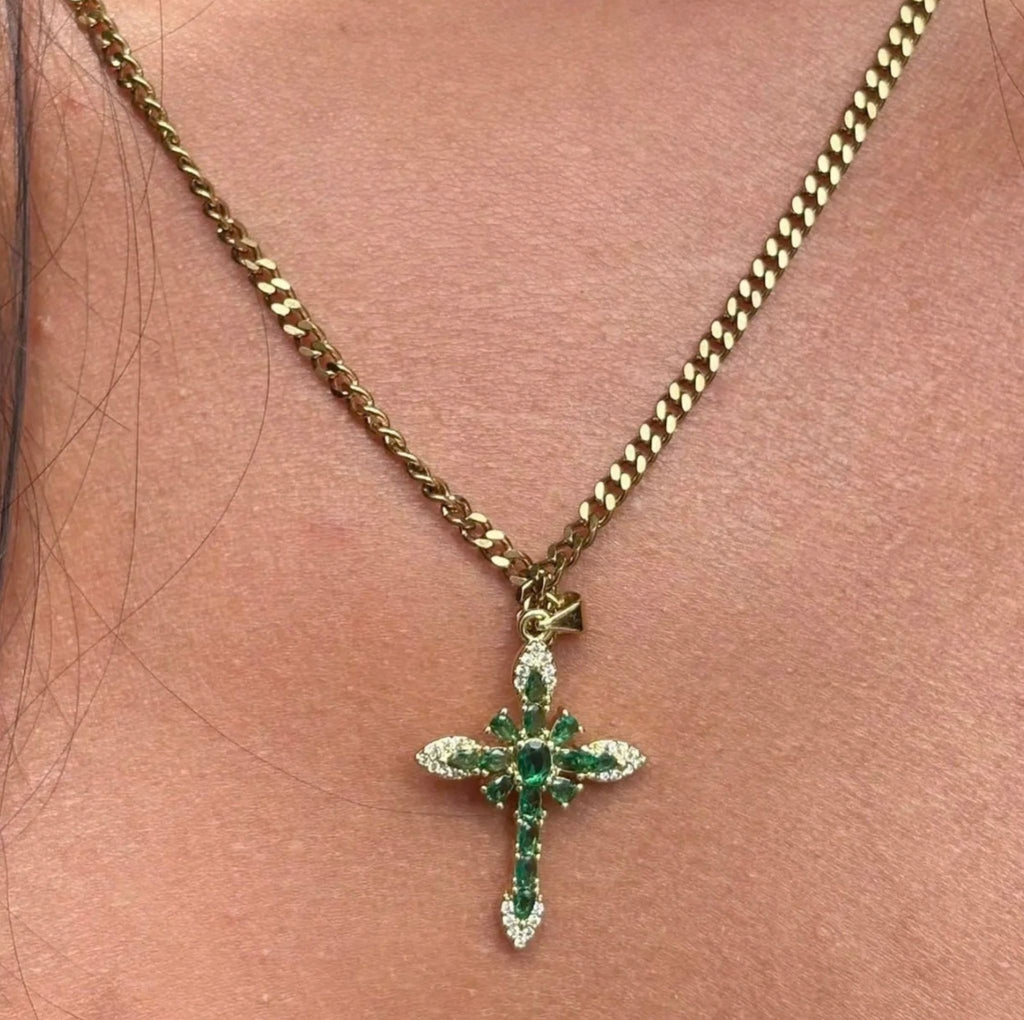 Collier croix vert émeraude
