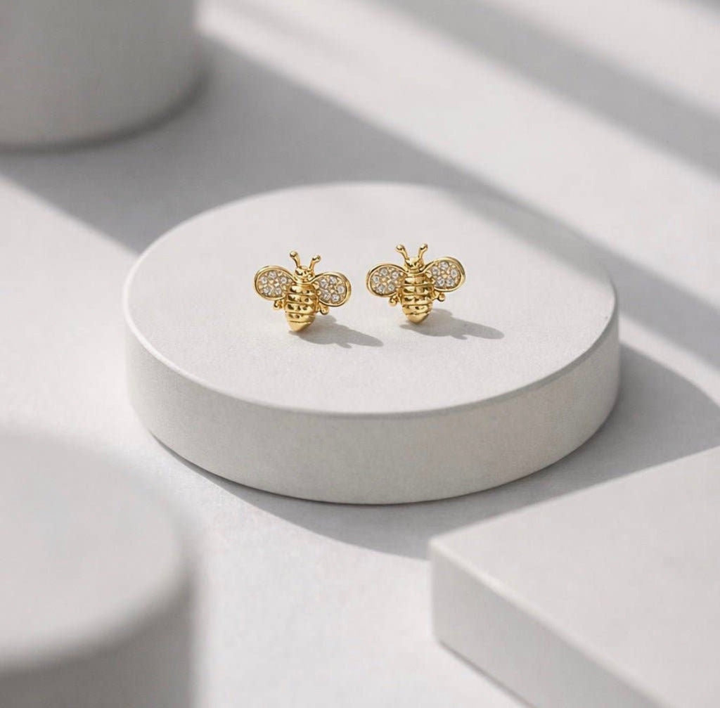 Boucles d’oreilles Abeille – Plaqué Or 18K & Zircons