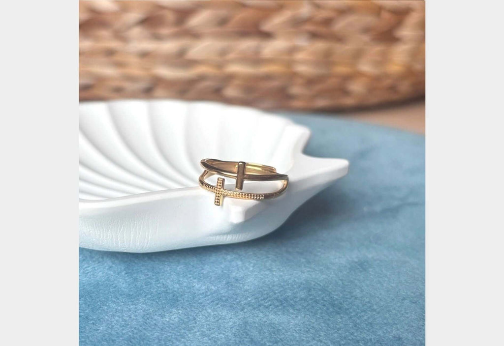 Bague Croix Anaëlle sur coquillage