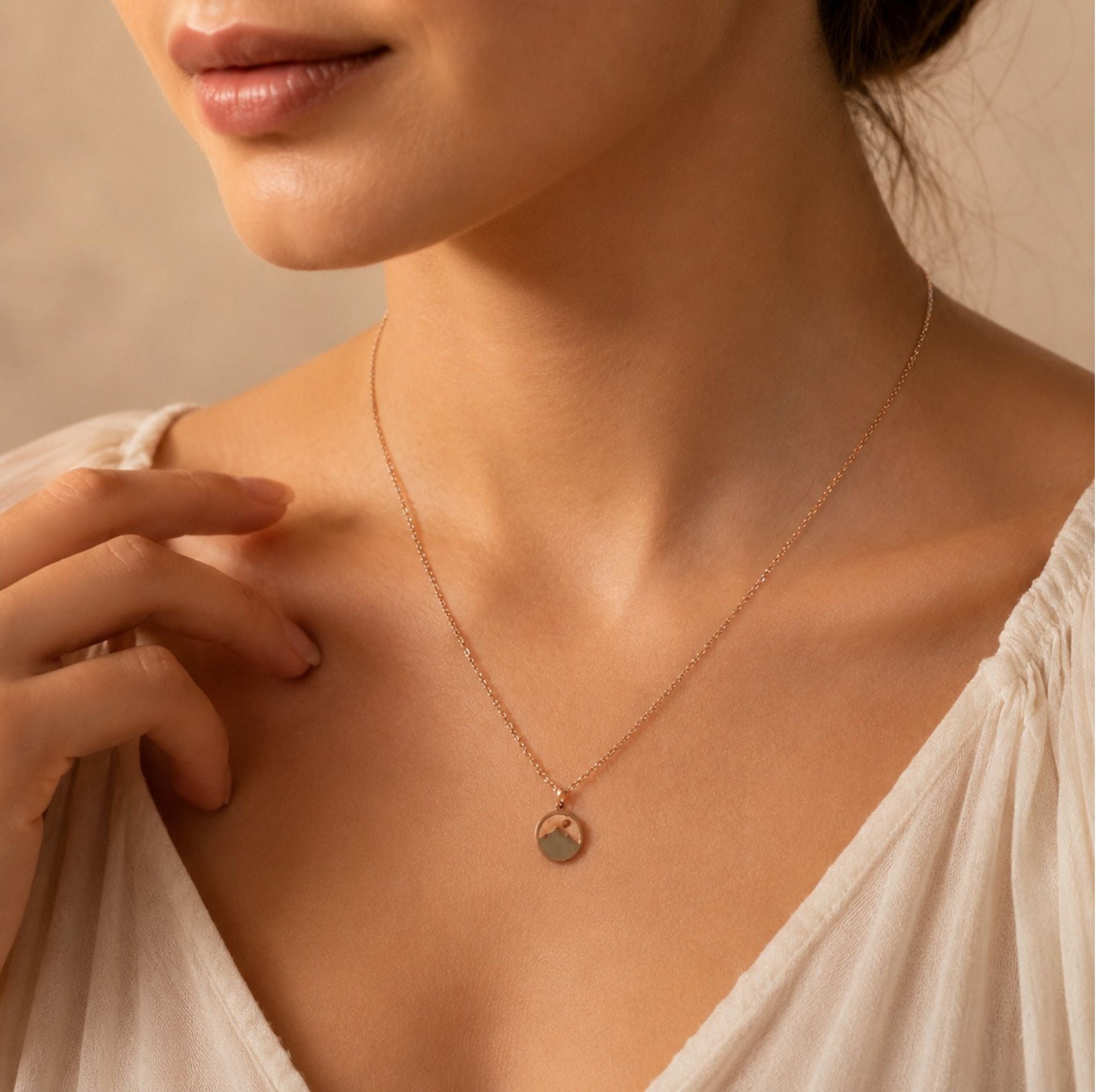 Collier graine de moutarde doré