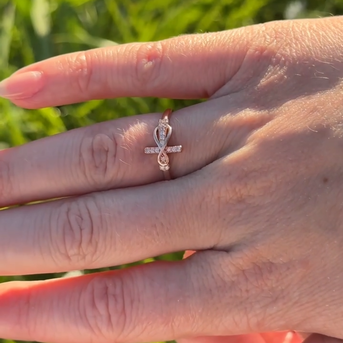 Bague Croix infini Salomé - Or Rose - Bijoux Croix 