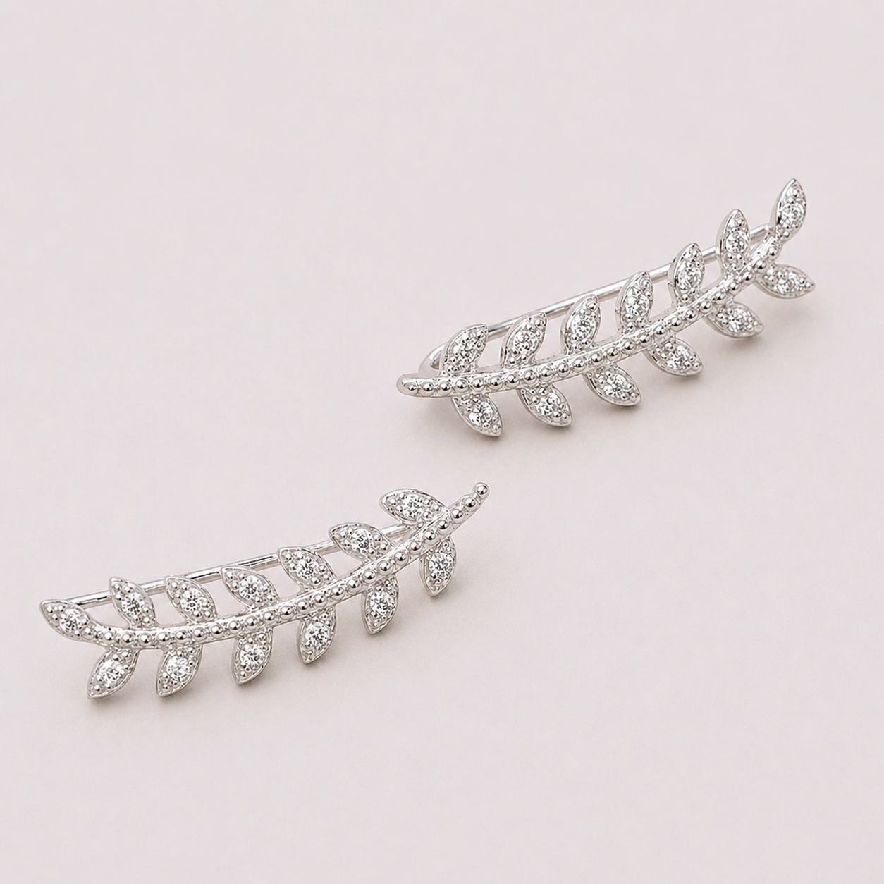 Orecchini ear cuff a forma di ramo - Argento rodiato
