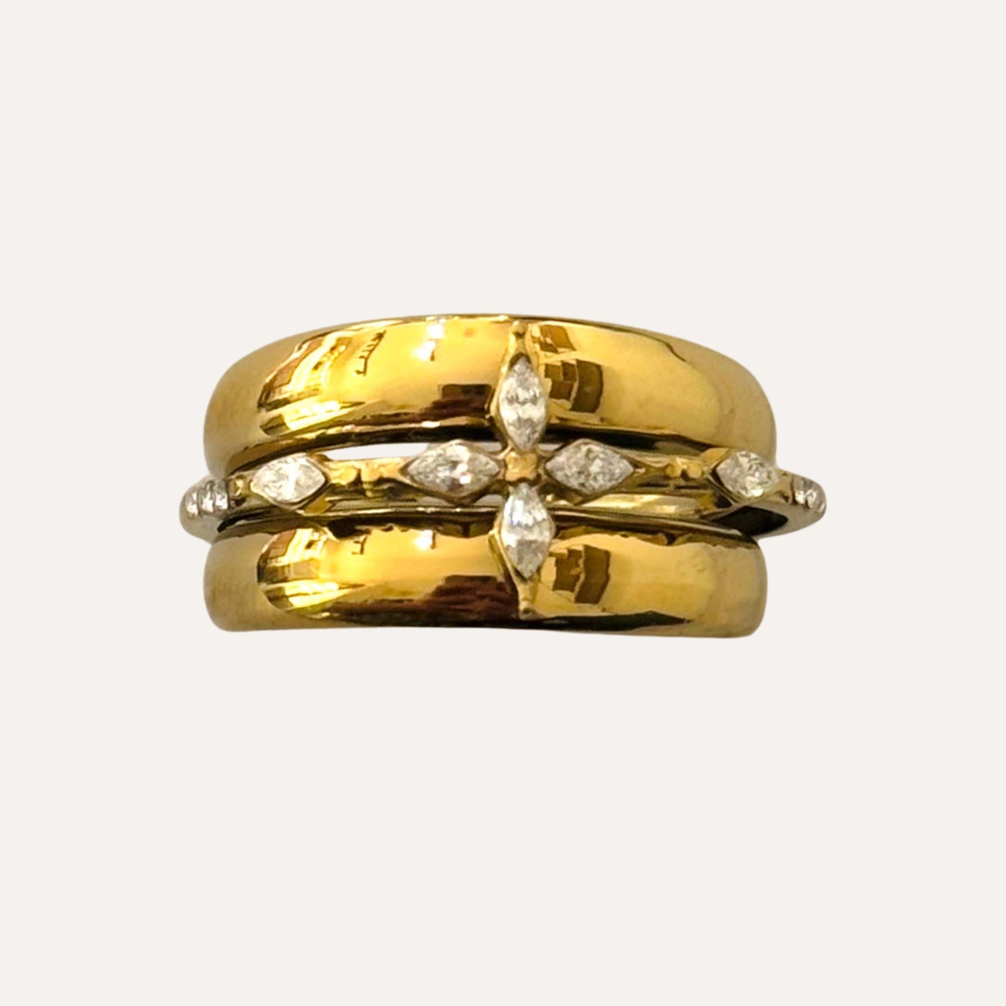 Bague Croix Élise - Acier inoxydable plaqué or 14k - Bijoux Croix