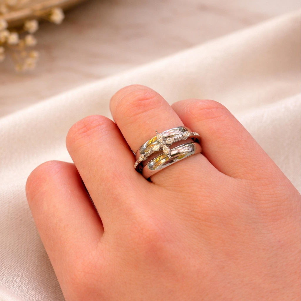 Bague Croix Élise - Acier inoxydable plaqué or 14k - Bijoux Croix