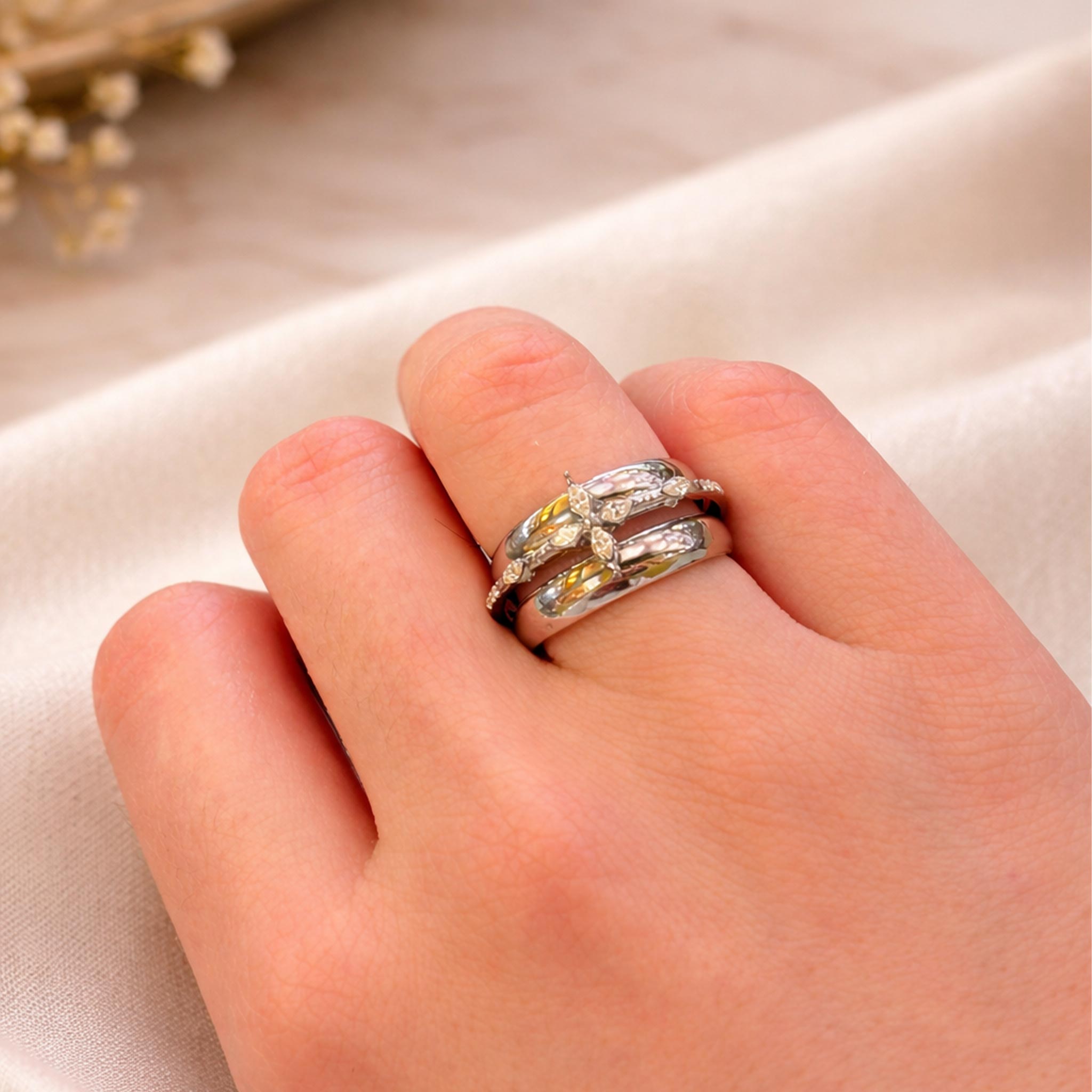 Bague Croix Élise - Acier inoxydable plaqué or 14k - Bijoux Croix