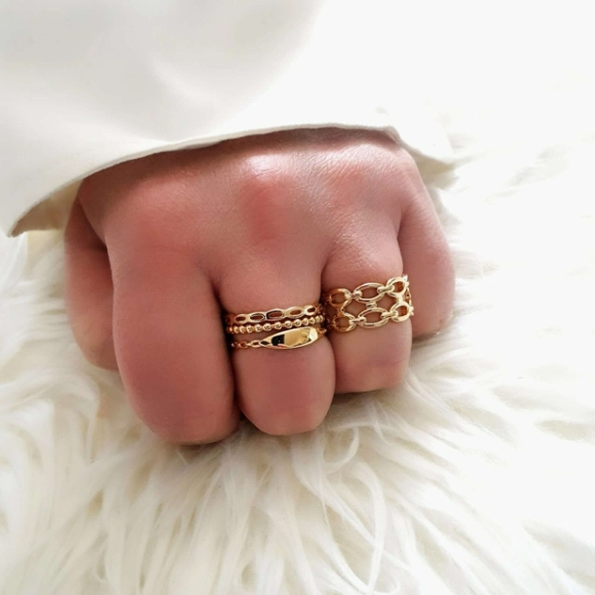Bague Chaînette en Plaqué Or main
