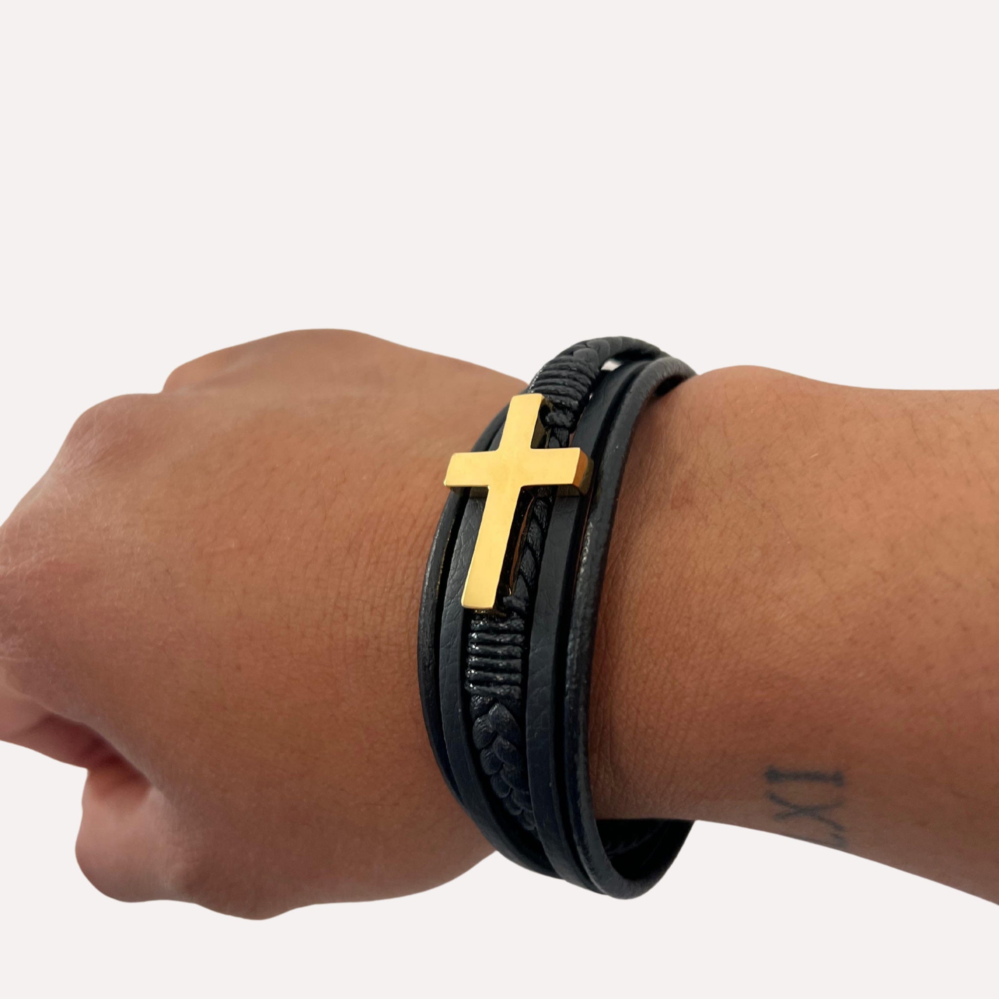 Bracelet David Cuir et Acier Inoxydable - Finition dorée