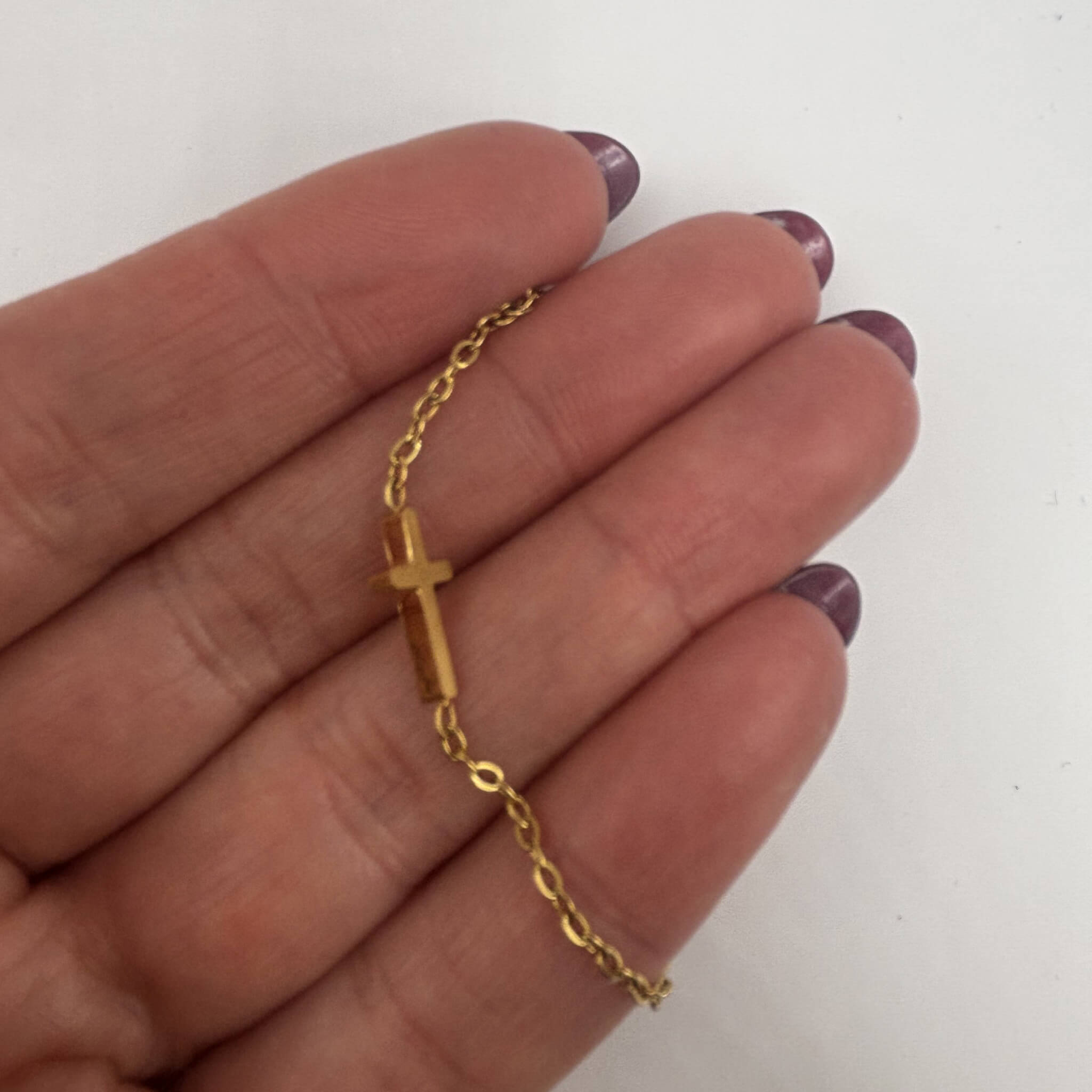 Bracelet Epuré Ezra en Acier Inoxydable - Finition Or - Bijoux Croix