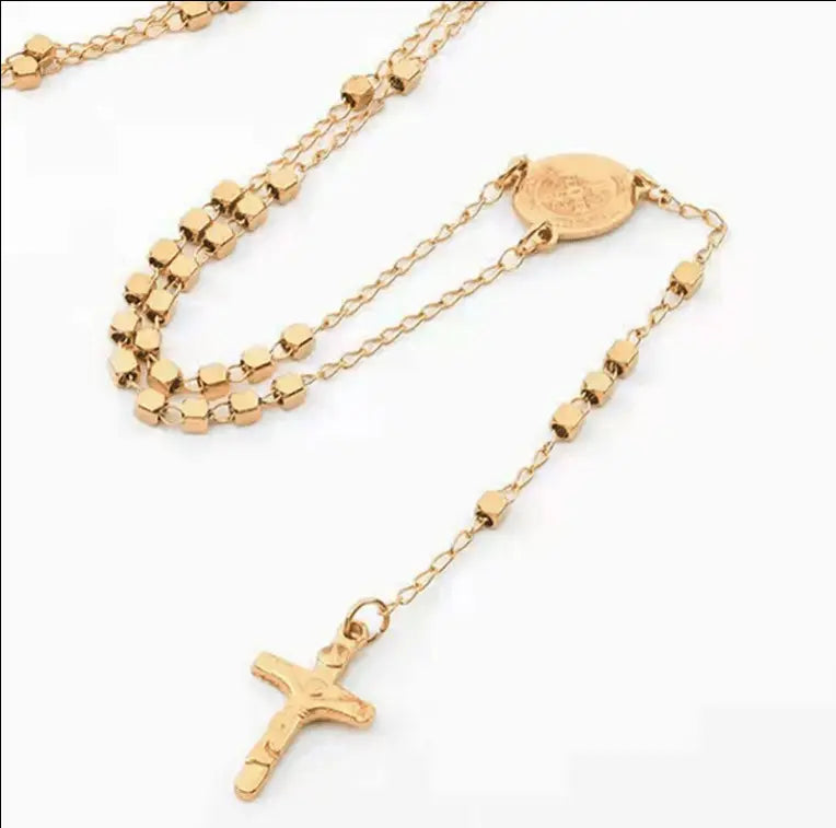 Chapelet doré Judith – Perles Carrées Dorées 
