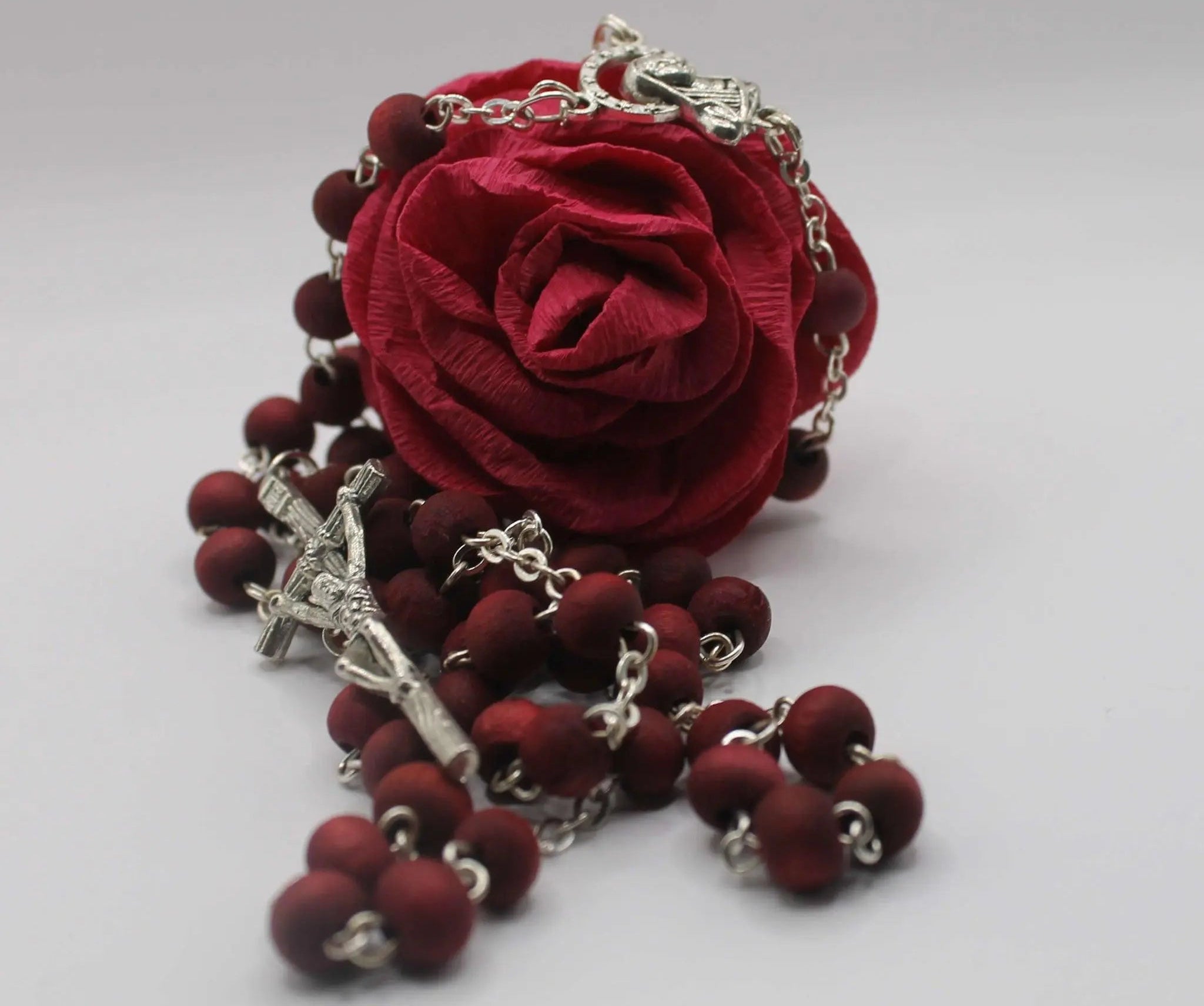 Chapelet Bois Parfumé à la Rose - Bijoux Croix