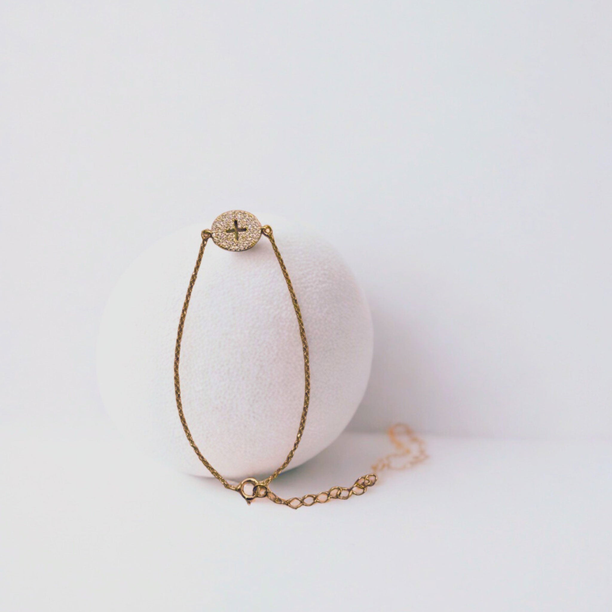 Bracelet Médaillon Croix Rébecca - Bijoux Croix