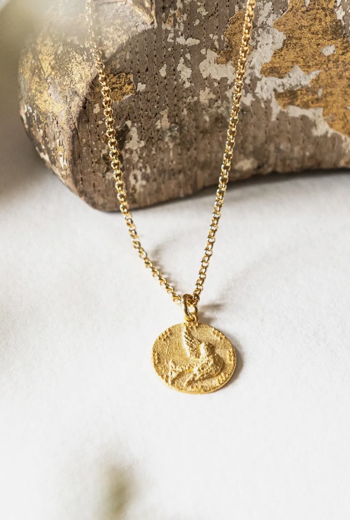 Collier chrétien Colombe en or 24 carats, symbole de paix et de foi