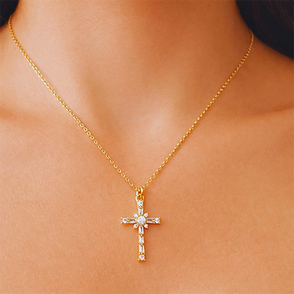 Collar cruz Chloé - Plata chapada en oro - Bijoux Cruz