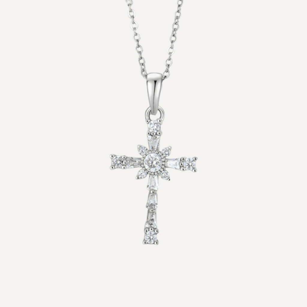 Collier Croix Chloé en Zircons Lumineux - version argent