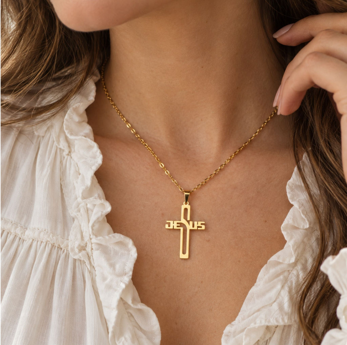 Détails et finitions du Collier Croix Jésus - Acier en acier inoxydable