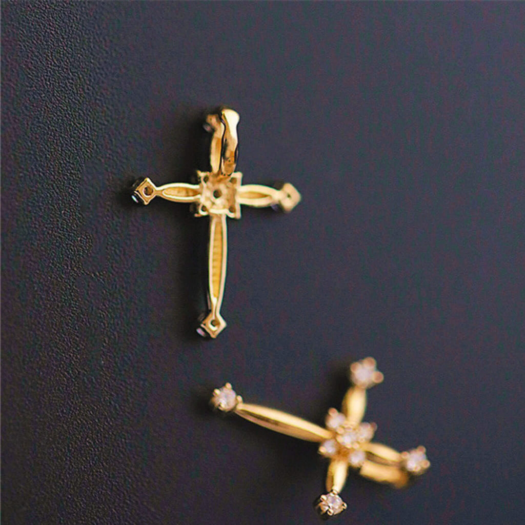 Dos collier croix Judith 