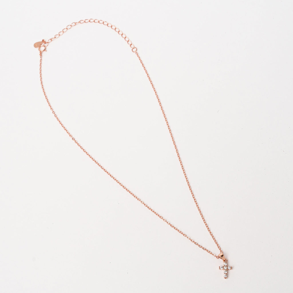 Collier croix Ève en Argent 925 finition Or Rose vue d'ensemble
