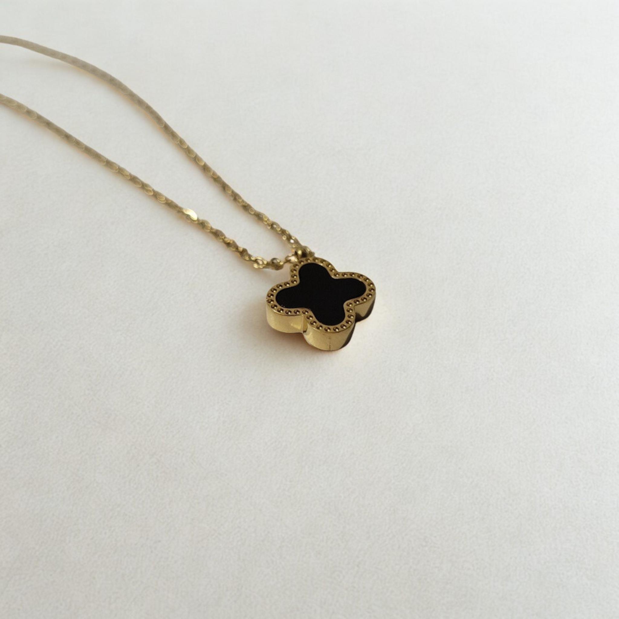 Collier croix Providence - Bijoux Croix