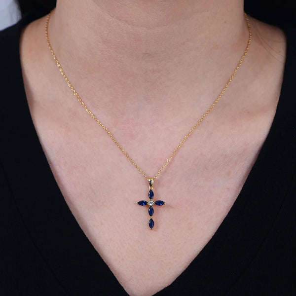 Collier Dina – Croix Bleu en Argent et Zircons - Vue secondaire