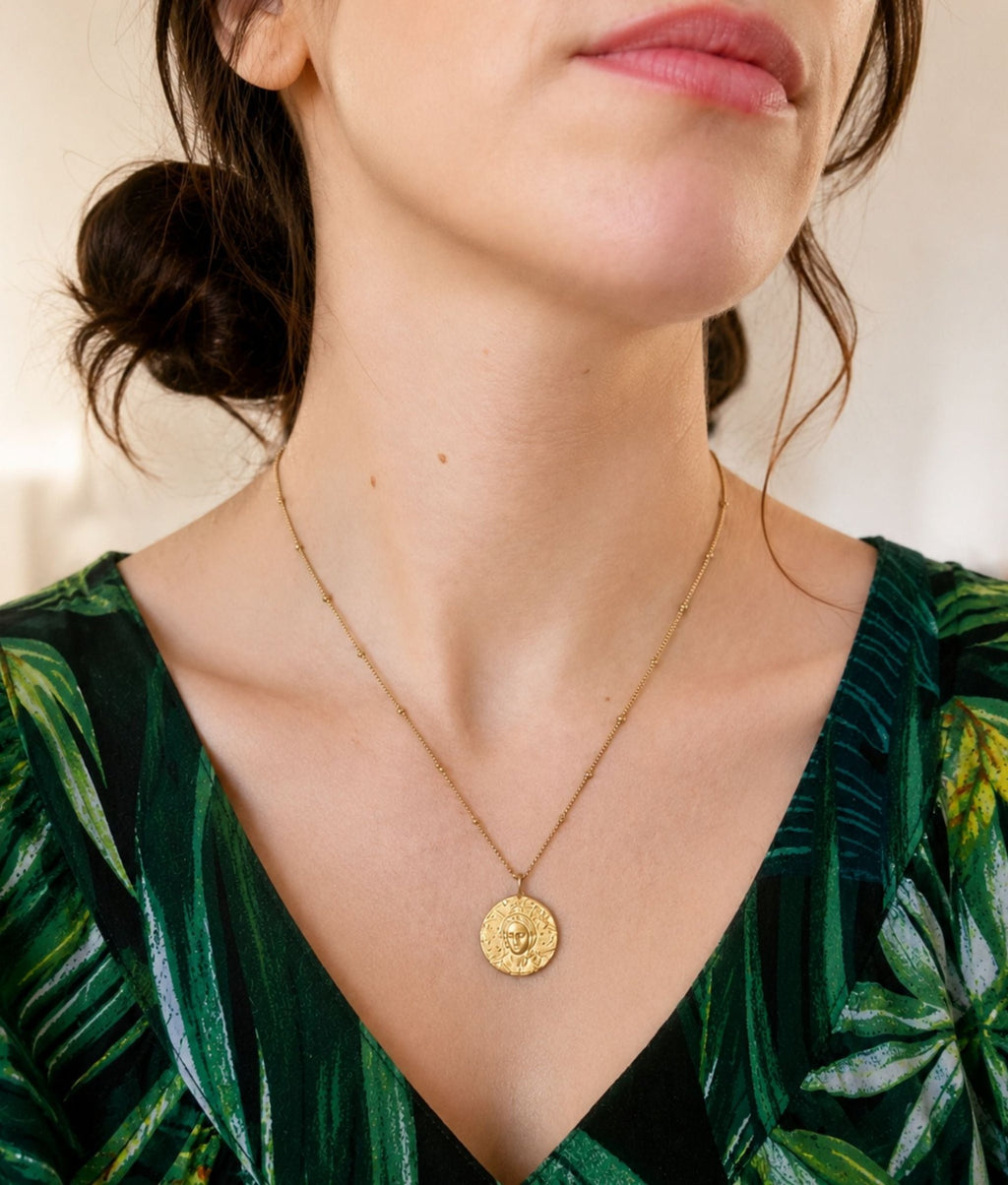 Collier Médaillon Muse - Bijoux Croix