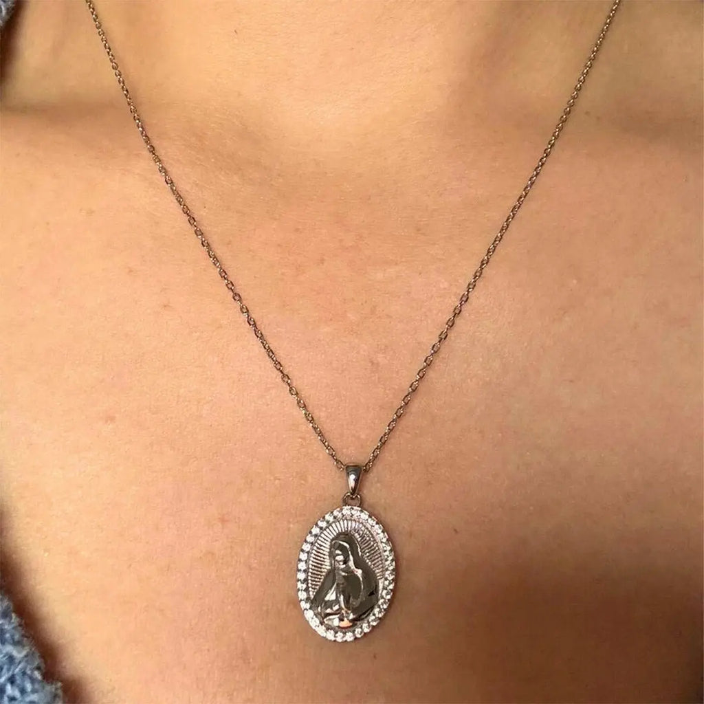 Collar Virgen Santa - Bijoux Cruz